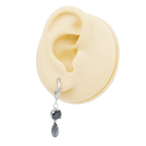 Pendientes de plata con circonitas negras y colgantes de gota de agua en modelo de oreja