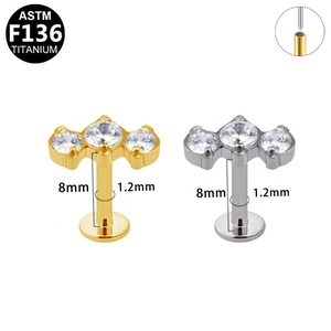 ASTM F136 titanium labret sieraad met drie zirkoon steentjes en 8mm staafje voor piercing