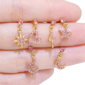 6er-Set goldene Edelstahl-Ohrstecker mit rosa Kristall-Mond- und Sternmotiven