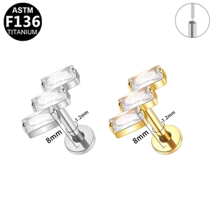 Détails des piercings labret en titane F136 avec zircons rectangulaires en escalier