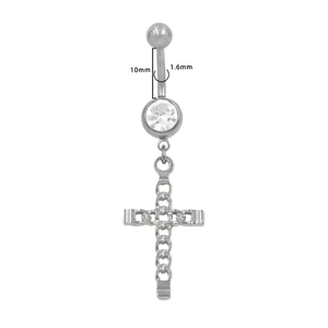 Dettaglio del piercing all'ombelico in acciaio inox con barra da 10mm e croce appesa