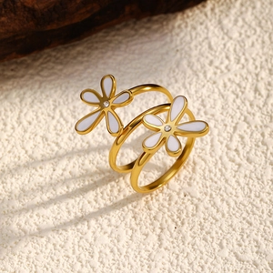 Retro 18K gold plated stainless steel spiral ring featuring double white enamel flowers