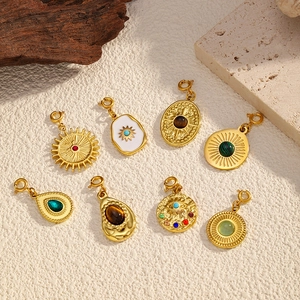 Ciondolo Bohemien in Acciaio Inossidabile Placcato Oro Vintage Collana Bracciale Accessori per Gioielli Fai da Te Malocchio