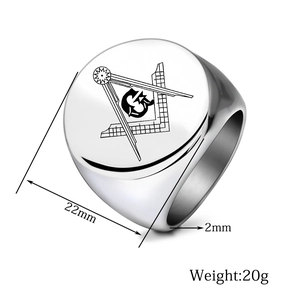 Macro detail of silver Masonic signet ring showing 22mm diameter and 2mm wall thickness