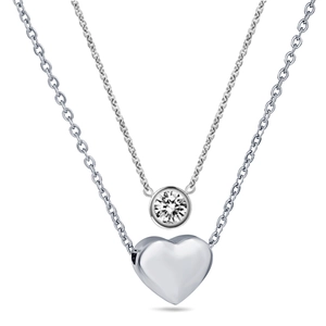Collar de doble capa en acero inoxidable de 18K con colgantes de corazón y circón
