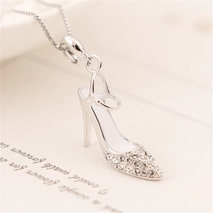 Elegante S925 zilveren hoge hak hanger ketting met wit emaille en fonkelende zirkoon