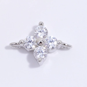 Connecteur trèfle à quatre feuilles en argent S925 avec zircons pour bijoux
