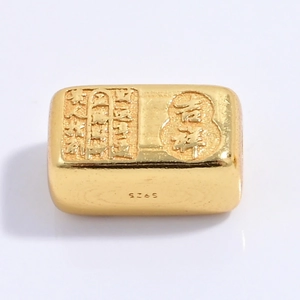 Perle rectangulaire porte-bonheur en argent sterling S925 plaqué or avec gravures