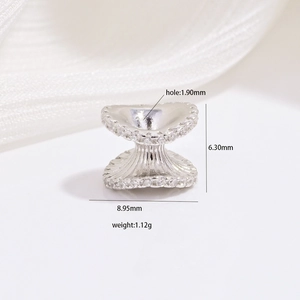 S925 Silber Herzperle mit weißen Zirkoniasteinen und vertikalen Streifen für DIY-Schmuck