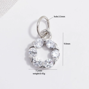 Zierlicher S925 Sterling Silber Kranzanhänger mit mikroverzierten Zirkonia-Steinen