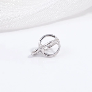 Detailed view of S925 sterling silver hollow spherical pendant base for pearl jewelry DIY
