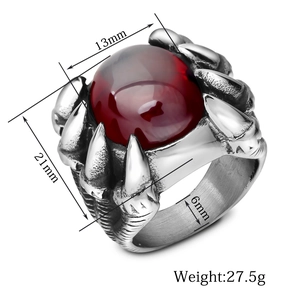 Vintage punk ring van roestvrij staal met ronde rode edelsteen en metalen klauwen