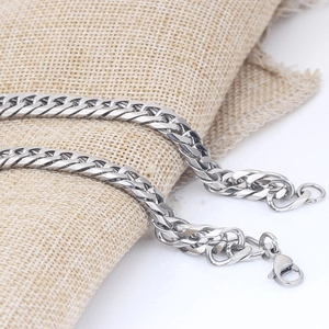 Men's 4mm silver cuban link chain necklace with secure lobster clasp for hip hop street style