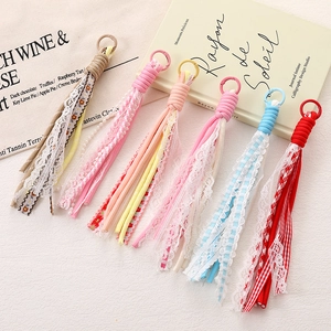 Pendentifs bohèmes en dentelle et tissu à carreaux avec perles pour sacs et téléphones