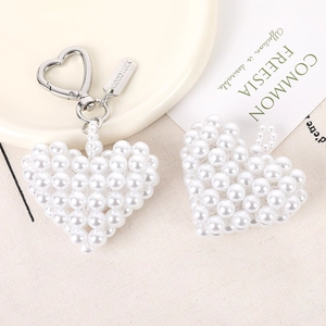 Handmade Woven Artificial Pearl Heart Keychain For Women Silver Metal Good Luck Tag Bag Pendant Accessories Ins Style Heart Shape Gift