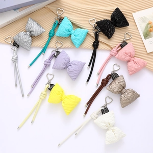 Ins Fashion PU Leather Bowknot Keychain Quilted Heart Buckle Bag Charm For Women Versatile Handbag Pendant Accessory