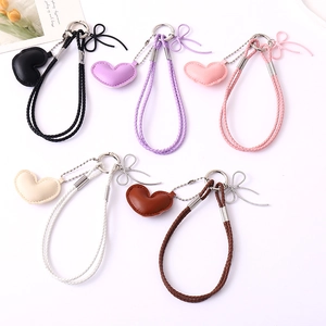 Porte-clés en Cuir Artificiel Cœur Nœud Papillon Pendentif de Sac Corde Tressée Accessoires de Décoration de Sac à Main Femme