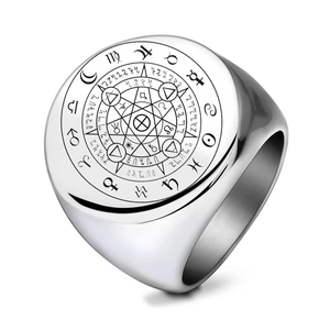 Anello con sigillo in acciaio inossidabile con segni zodiacali e cerchio magico inciso