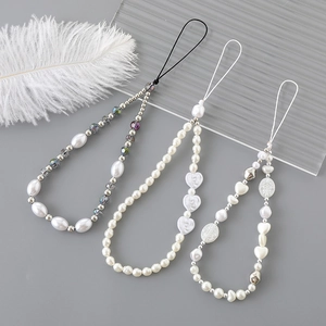 Handmade Beaded Phone Charm Heart Bow Faux Artificial Pearl Strap Lanyard For Women Fashion Phone Case Decor Accessory