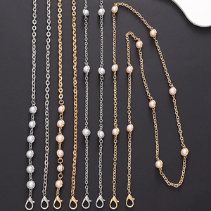 Chaîne bandoulière en métal avec perles élégantes et fermoirs mousquetons robustes