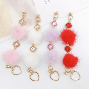 Chaîne de Téléphone à la Mode en Fourrure Artificielle Boule de Peluche Coeur en Strass pour Femme Accessoire de Coque Bricolage Pendentif de Sac Alliage Bijoux