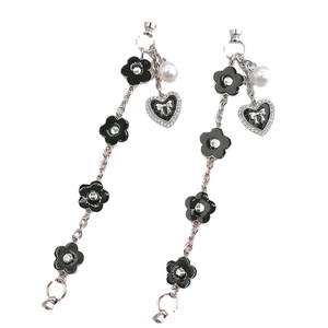 Bracelet élégant fleur de prunier avec pendentif cœur et accessoire de perles