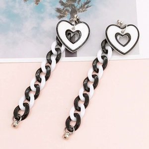 Minimalist acrylic black and white heart charms with oval link chains for DIY phone cases