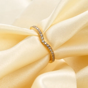 Elegant 18K gold-plated V-shaped ring featuring a row of pave-set white zircon stones