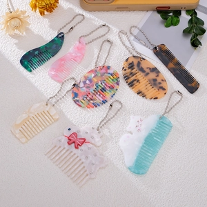 Mini Comb Keychain Pendant Acetate Portable Hair Comb Cute Animal Shape Cat Rabbit Bag Charm Decorative Hair Accessory For Women