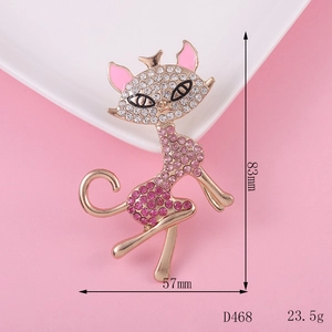 Detailed view of crown fox cat brooch with pink rhinestones and size dimensions