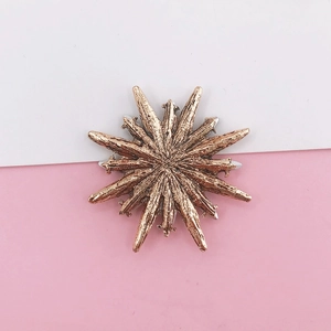 Retro DIY star-shaped gold charm accessory with textured vintage finish for jewelry making