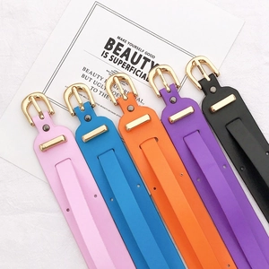 Bracelets en cuir pour coque de téléphone en rose, bleu, orange, violet et noir