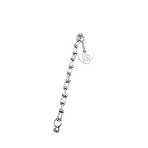 Silver horseshoe link chain with a heart pendant engraved with Mezzo Piano text