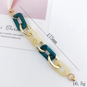 Acrylic rectangle chain link bracelet with green marble and gold rings, 175mm length
