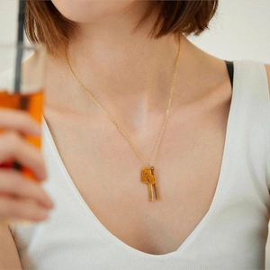 Collier personnalisé en or avec pendentif cœur Mom et barres gravées en acier inoxydable