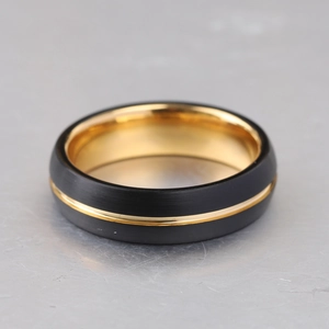 6mm men's black matte stainless steel ring with inner gold plating and center gold line