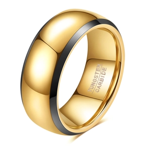Anillo de carburo de tungsteno dorado pulido con elegante ranura central gris oscuro