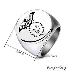 Detailed view of silver signet ring with wolf engraving and 22mm size dimensions