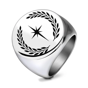 Retro stainless steel signet ring with laser-etched star and laurel leaf wreath design
