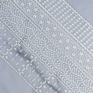 Beige wasserlösliche Stickerei-Spitze mit floralen Mustern für DIY-Dekoration und Nähen