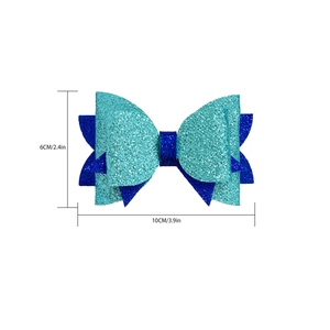 Vue détaillée du nœud papillon à paillettes bicolore mesurant 10cm par 6cm