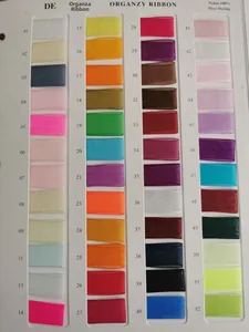 Nuancier de rubans en organza avec 52 couleurs pour décorations de mariage et cadeaux