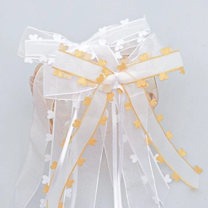 Nœud en organza blanc avec cœurs dorés pour décoration de mariage et cadeaux de Saint-Valentin