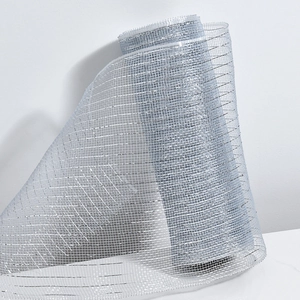 Rouleau de maille décorative argentée avec fil métallique pour décors de Noël