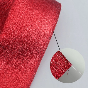 Nastro metallico rosso scintillante con bordi cablati per regali e fai-da-te