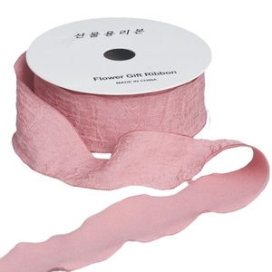 Pink ruffled pleat ribbon roll with 4cm edge for flower gift wrapping and decor