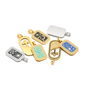 Vereiste Gold- und Silber-Anhänger mit Hohlkreuz, Sternen und Emaille-Inlays