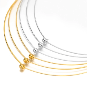 Girocolli minimalisti regolabili da 15cm in oro e argento con estremità a sfera