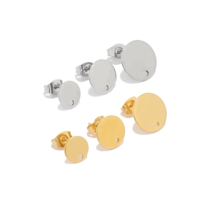 Polierte Edelstahl-Ohrstecker in Gold und Silber mit Anhängerlöchern für DIY-Schmuck