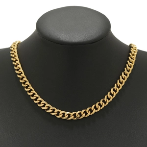 Polierte 6mm goldene Panzerkette auf einer schwarzen Halsbüste für Herren präsentiert